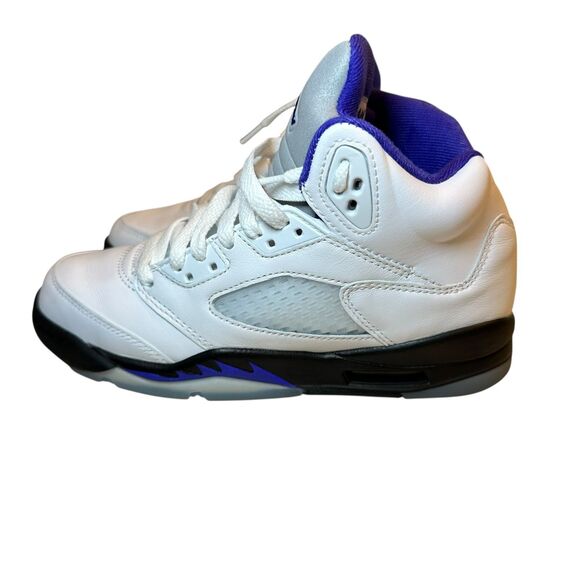 Nike Air Jordan 5 Retro GS White/Dark Concord/Black Youth 4.5 Unisex 440888-141 - Picture 2 of 12